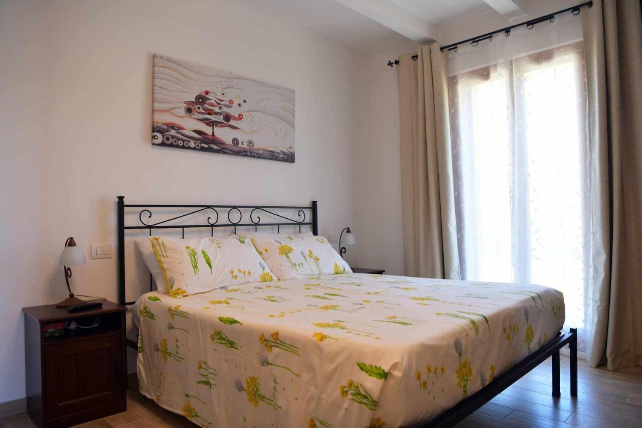 Casa Montefiore 13 Girasoli Lt Nella Tranquilla Campagna Marchigiana Ancona Eksteriør bilde